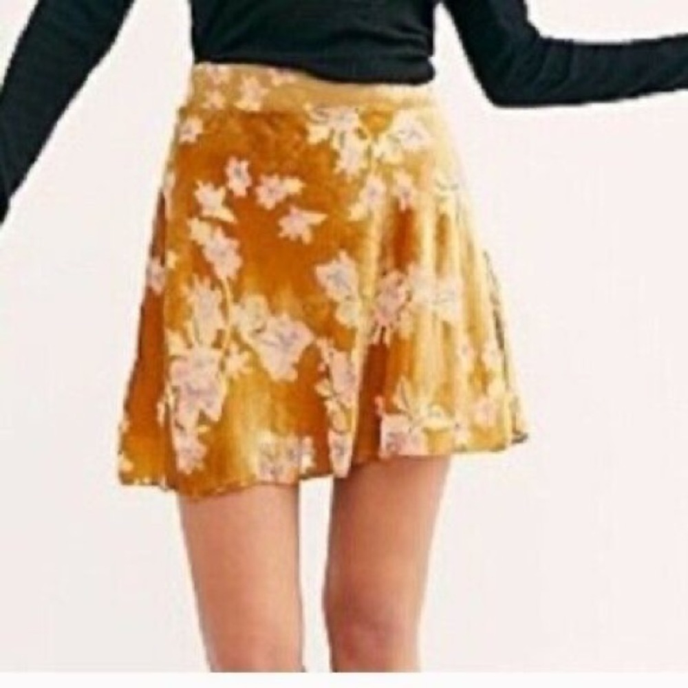 NWOT Free People Margaux Velvet Floral Skirt 12